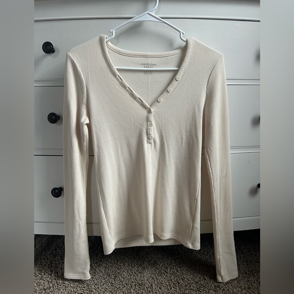 American Eagle Outfitters Tops - Cream American Eagle Long Sleeve